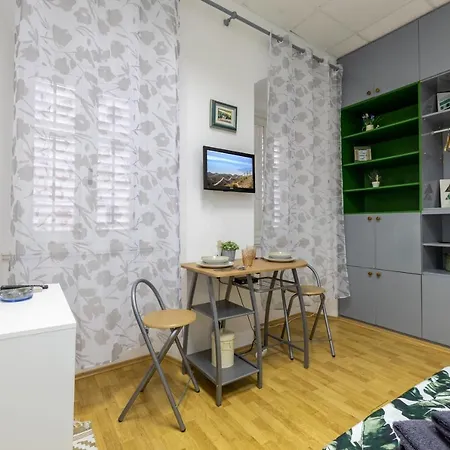 Kalalarga Apartman *